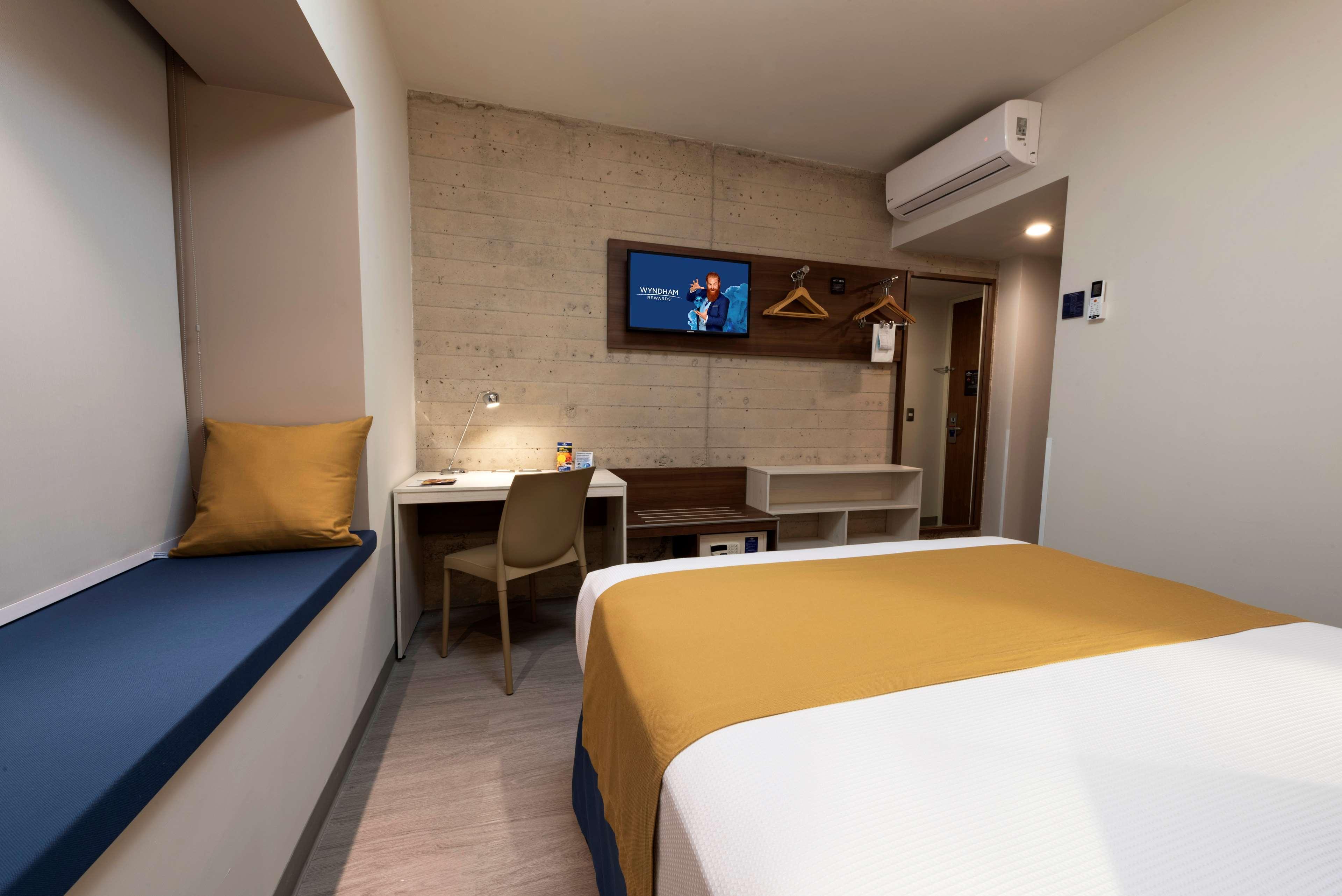 Microtel Inn & Suites By Wyndham San Luis Potosí Exterior foto